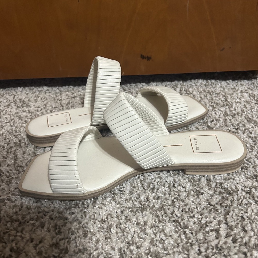 Dolce Vita Women's Ilize Sandal Size 7 M